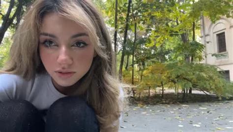 Bonnierabbit Bio, Age, Streamer, Twitch, Height, Net Worth, Insta